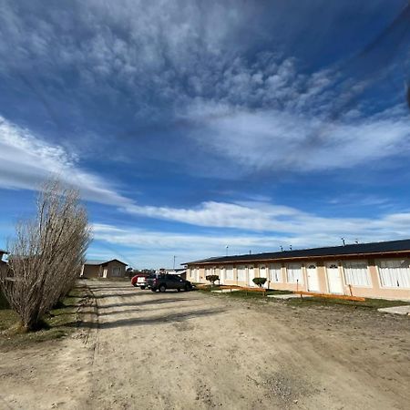 Departamentos El Alamo Apartman Comandante Luis Piedra Buena Kültér fotó